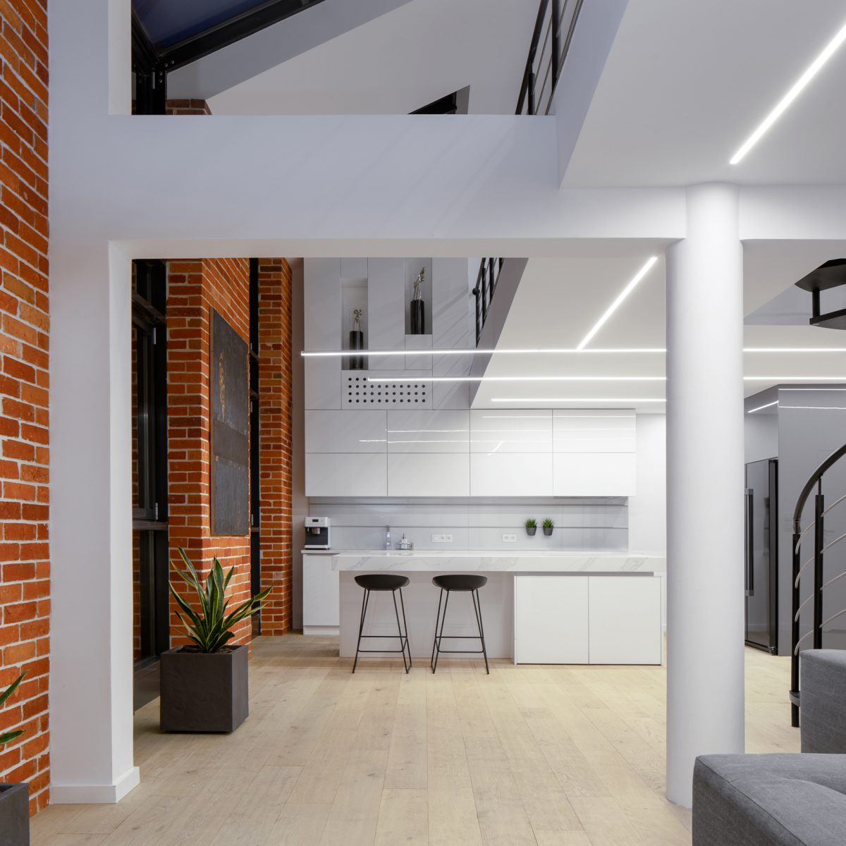 Spacious apartment with brick walls